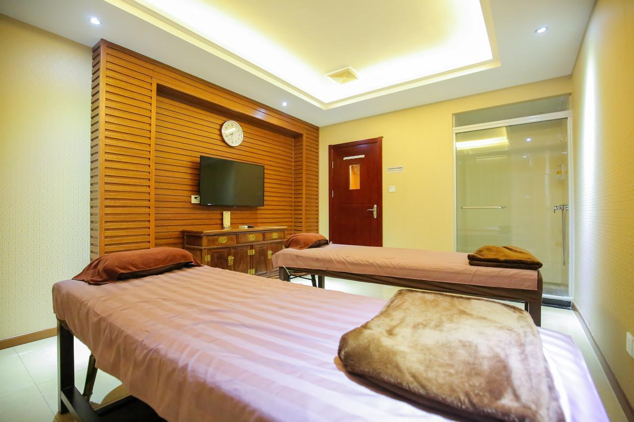 Xin Jue Jiayi Hotel Airport And International Resort Shanghai Exteriör bild