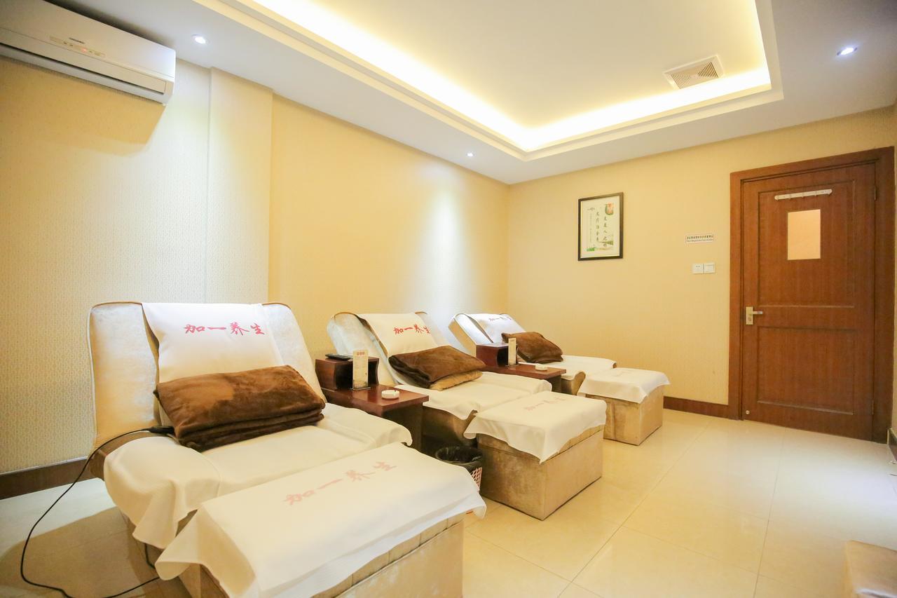 Xin Jue Jiayi Hotel Airport And International Resort Shanghai Exteriör bild